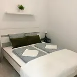 Hills V - 2 Bedroom With Ocean Views And Air-condition Apartment